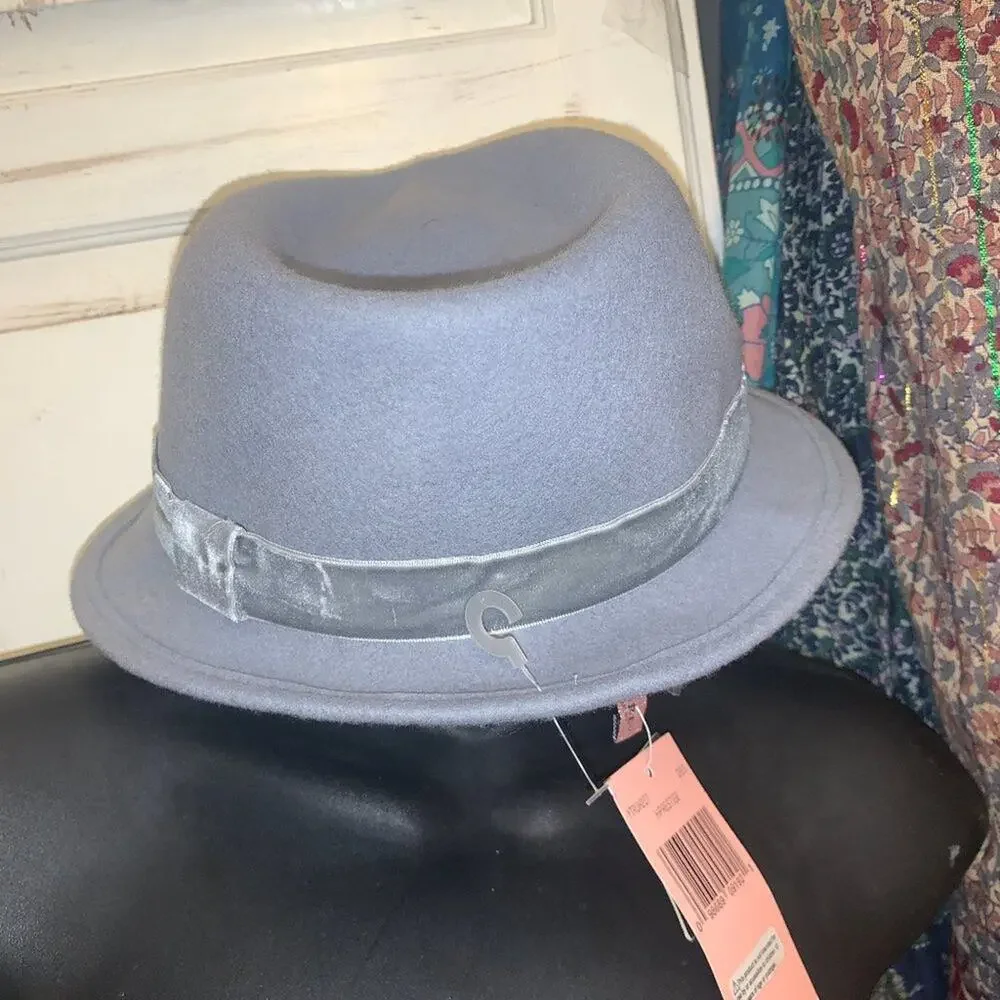VINTAGE 90'S/Y2K  NWT DEADSTOCK JUICY COUTURE HAT BLUE/GREY